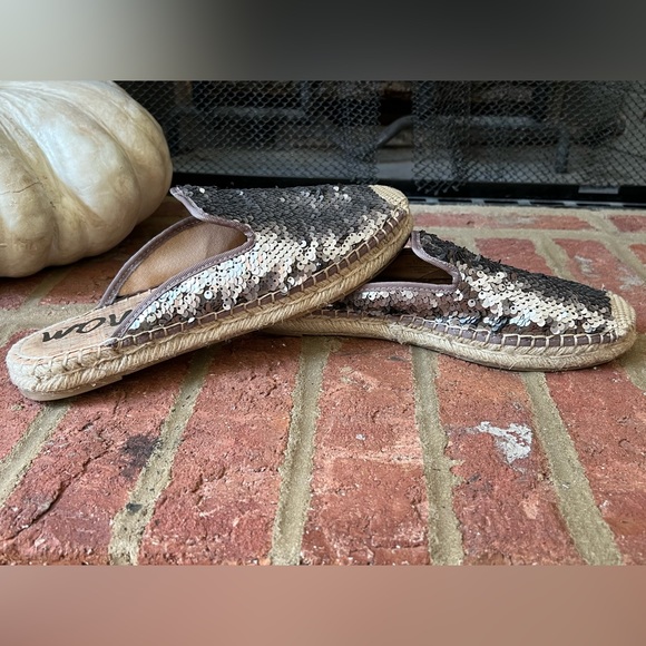 Sam Edelman Silver Sequin Slide, size 8.5M - Picture 5 of 6